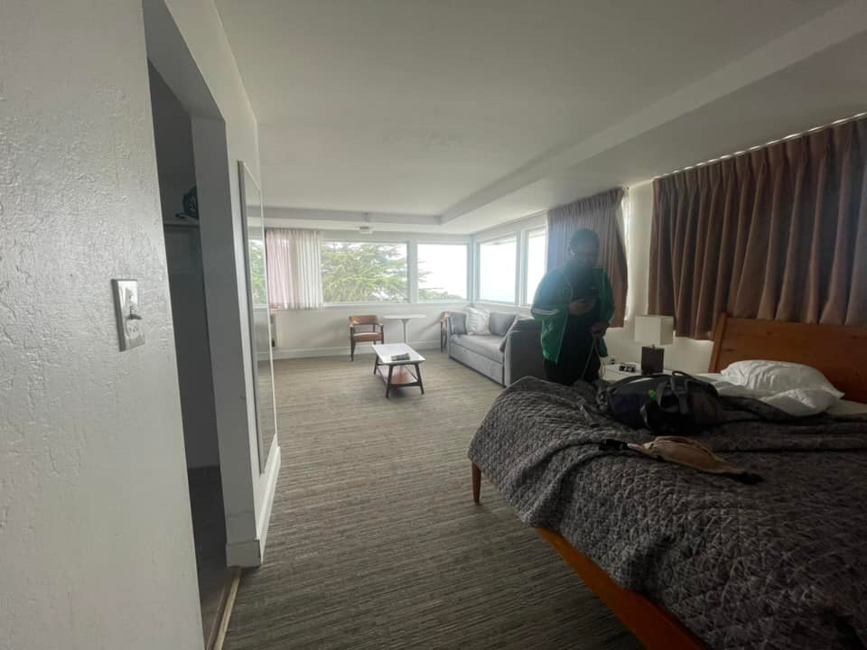 海豹岩旅馆主图