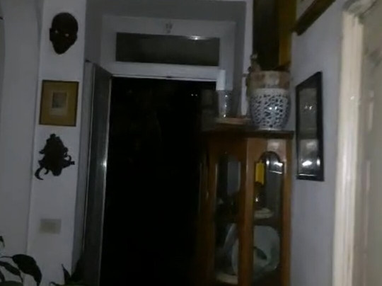 拉特拉莎迪佩蓝戈尼B&B酒店主图