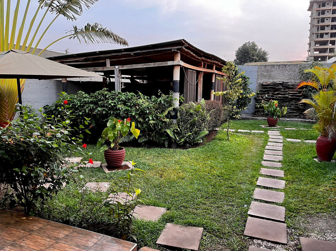 Blossoms Cafe & Wine Bar