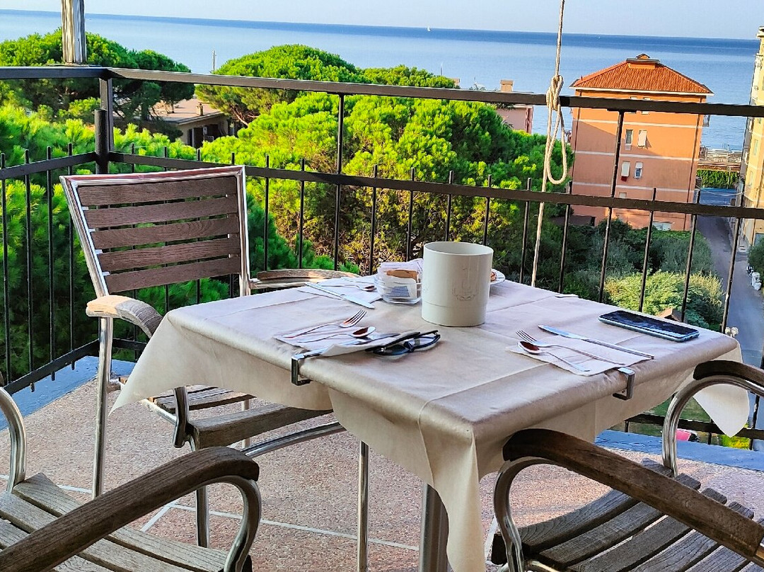 Hotel Mediterraneo主图