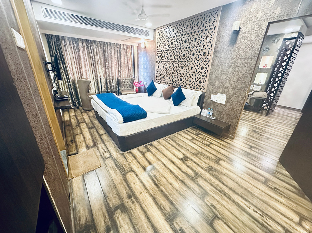 Saibaba International Hotel主图