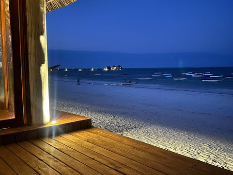 海洋精品酒店主图