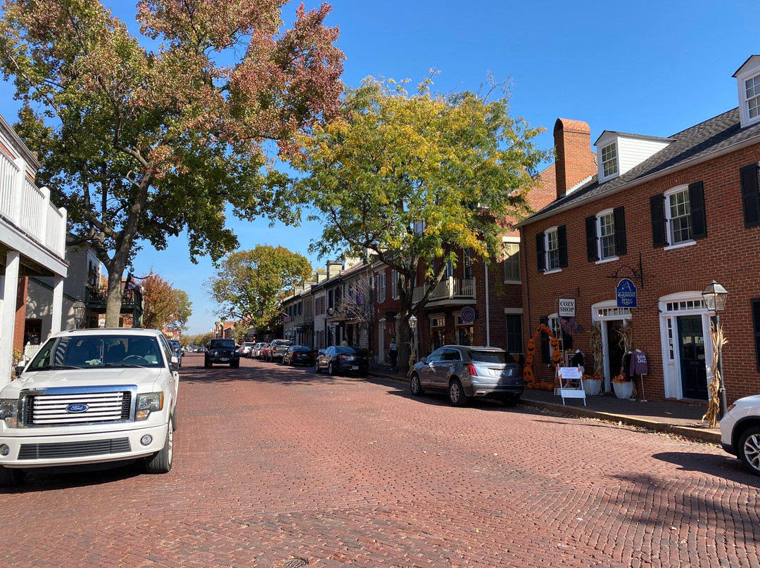 St. Charles Historic District-圣查尔斯必去景点