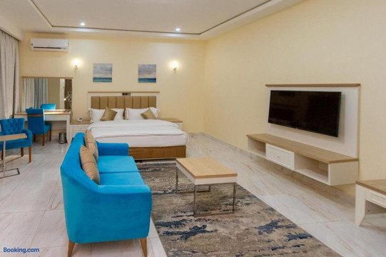 Hera Hospitality主图