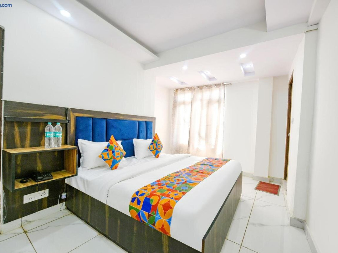 Fabhotel Beer Castle