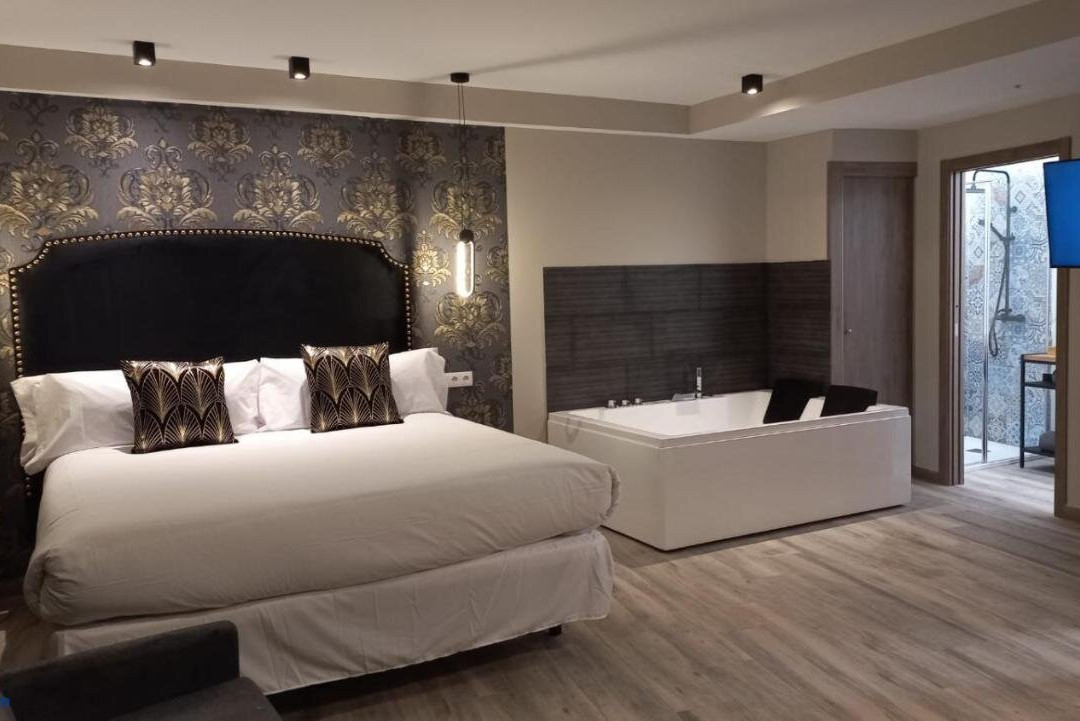 Airen Suites