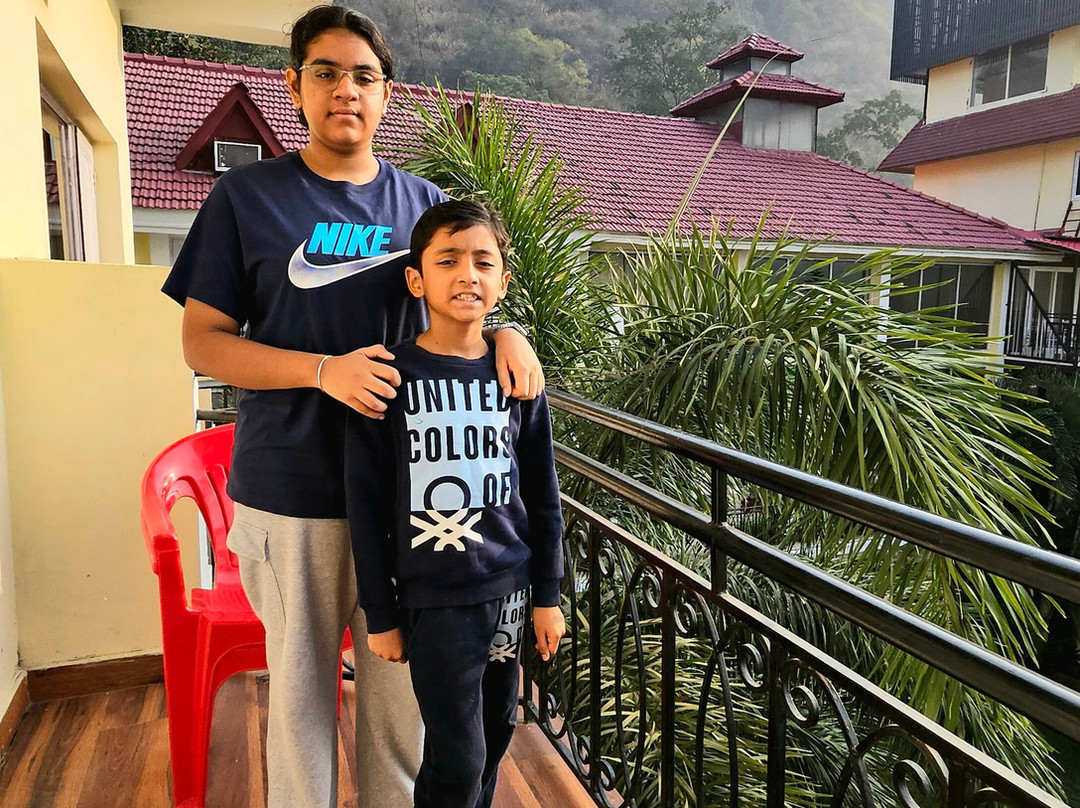 Riverside Resort主图