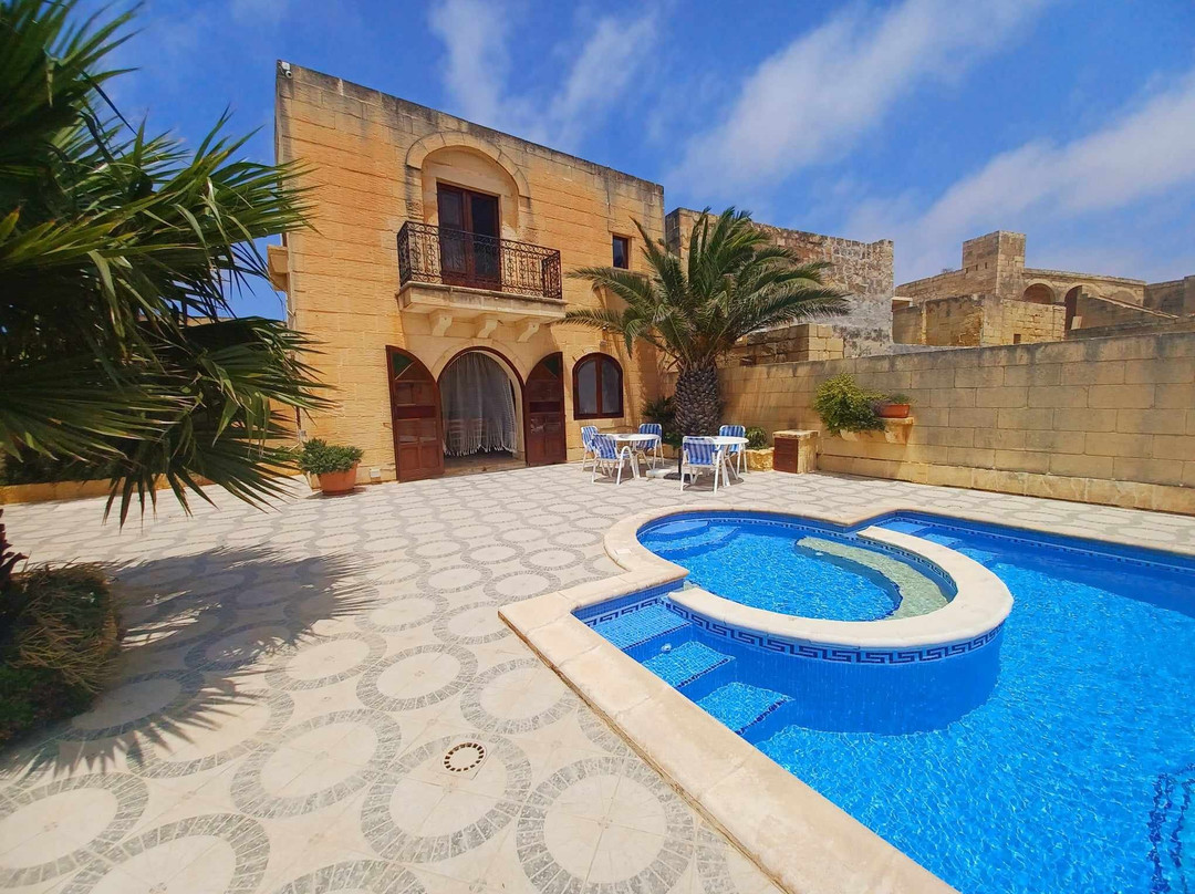 Ta' Karmni Farmhouse