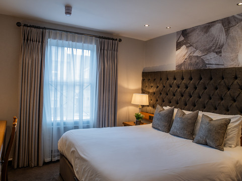 The Royal Hotel & Restaurant主图