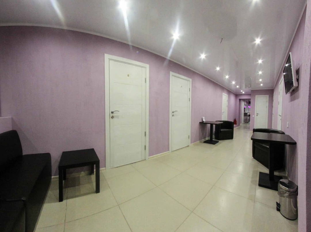 Khom City / MiniGostini主图