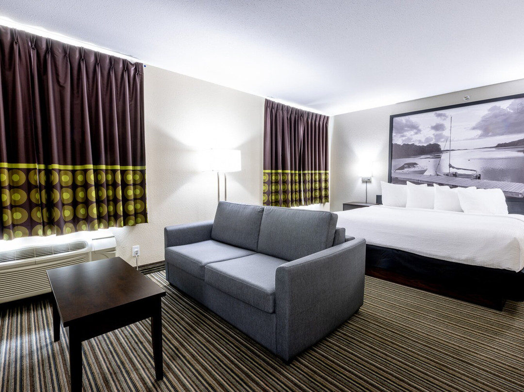 Super 8 by Wyndham Truro NS主图