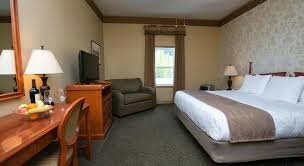 Holland America Dawson City Inn主图