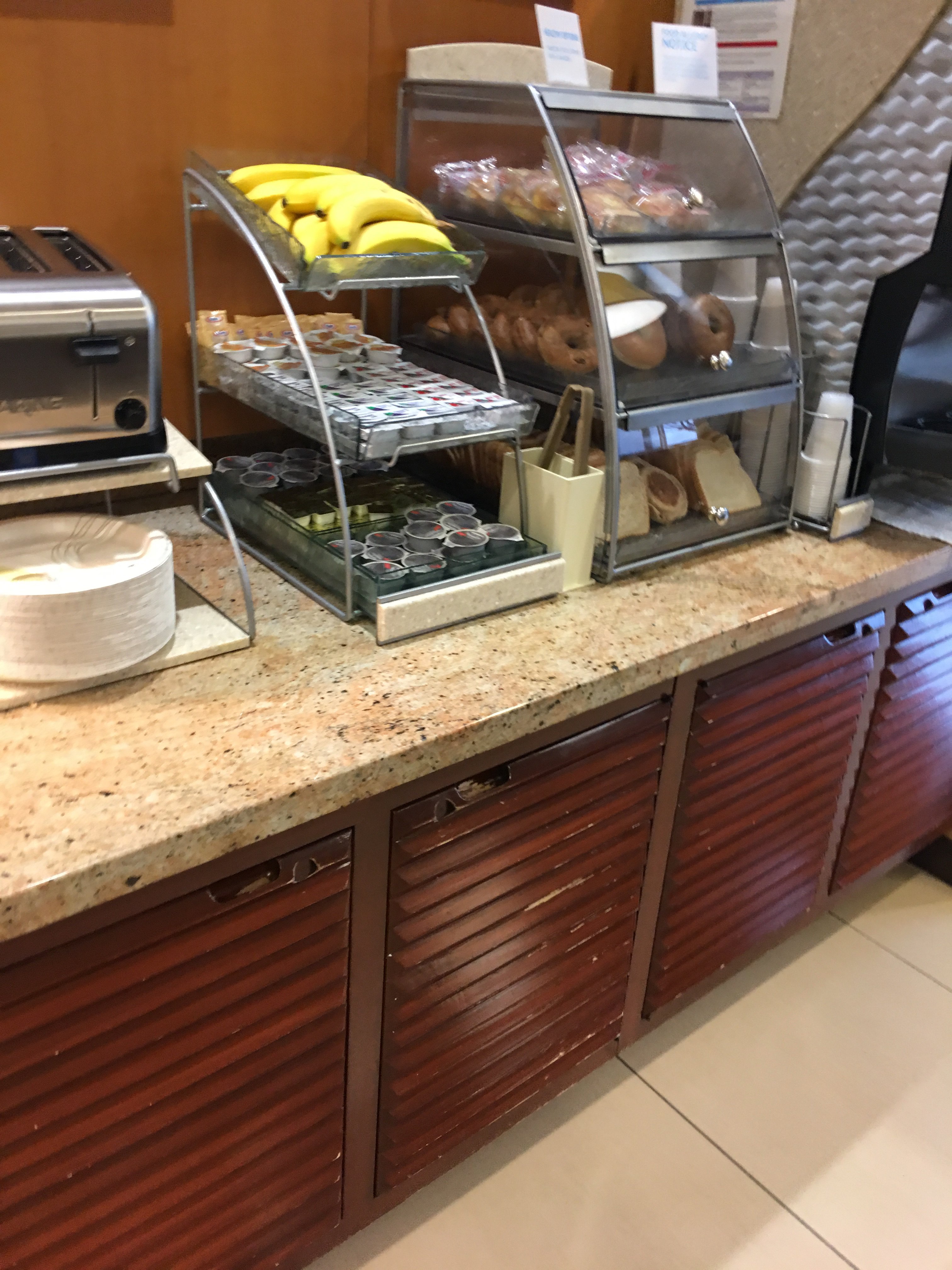 萨利纳斯智选假日酒店-餐饮