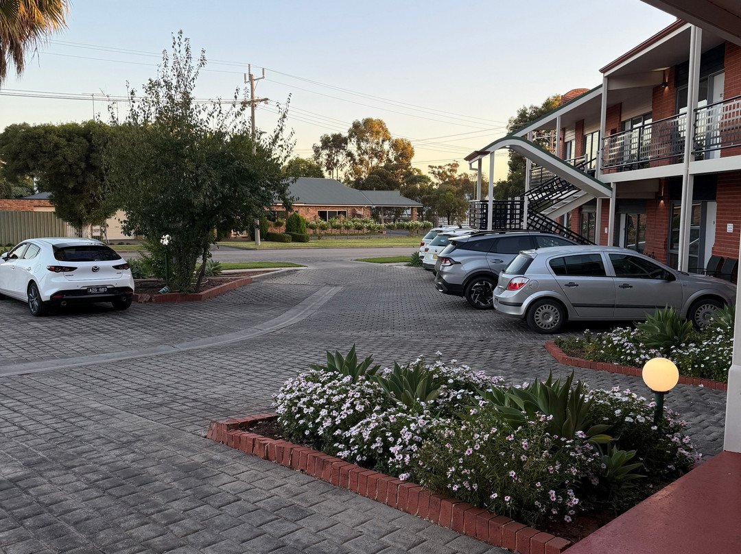 奥古斯塔夫人康福特茵酒店主图