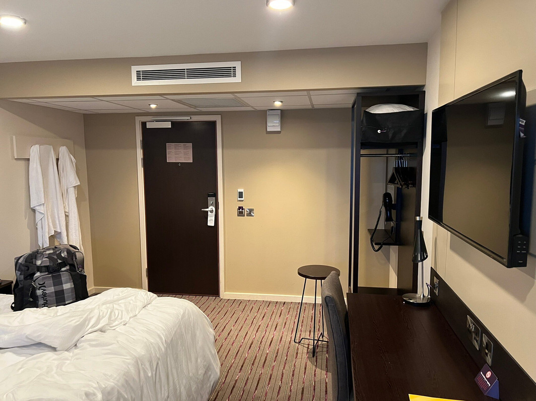 Premier Inn London Uxbridge Town Centre hotel主图