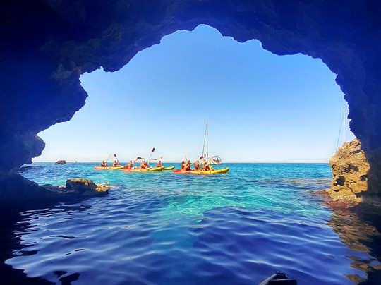 Bonaona Mallorca - Surf School & Surf Cafe Bar-马洛卡帕尔马必去景点