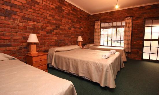 Fernvale Hotel-Motel主图