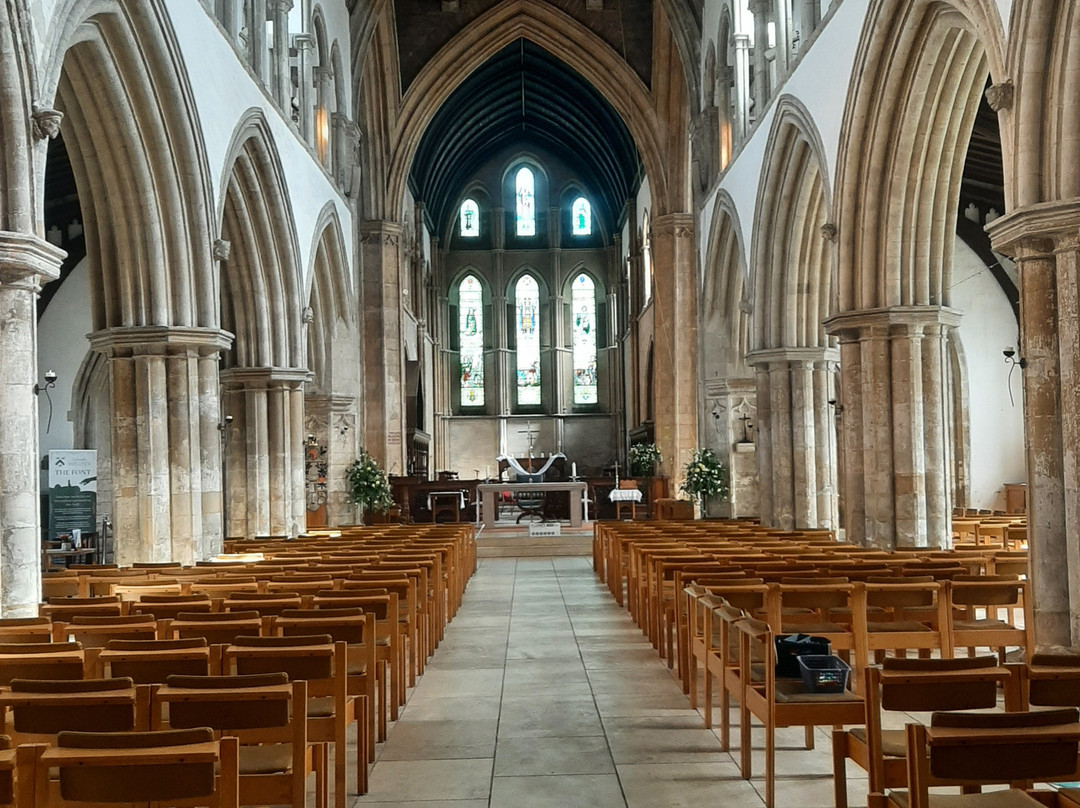 Grimsby Minster景点图片