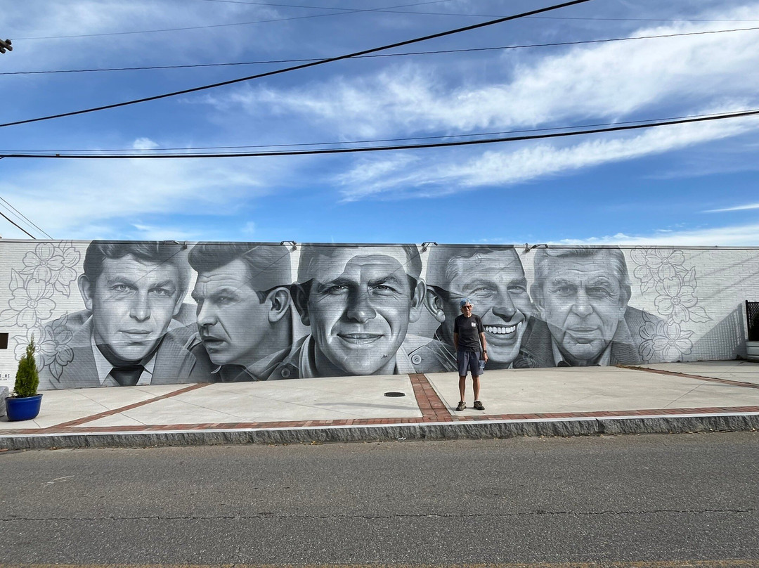 The Mount Airy Visitors Center-Mount Airy必去景点