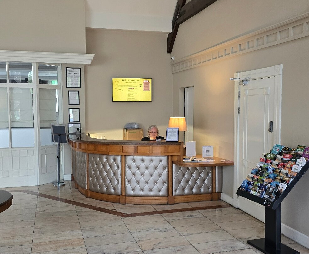 Longcourt House Hotel主图
