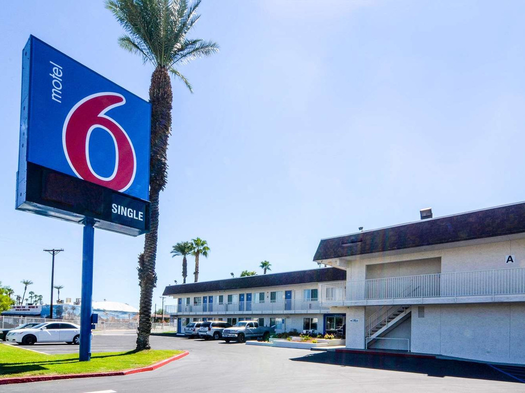 Motel 6 Indio, CA - Palm Springs