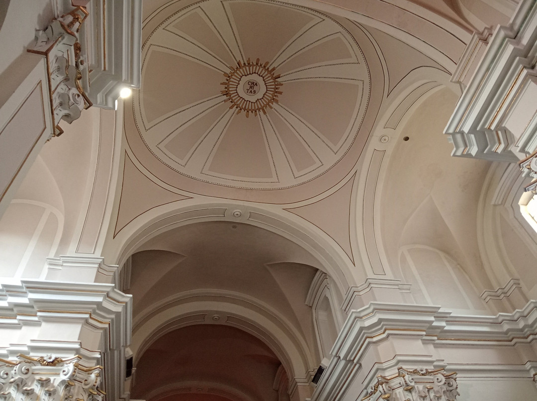 Chiesa di San Francesco di Paola-瓦斯托必去景点