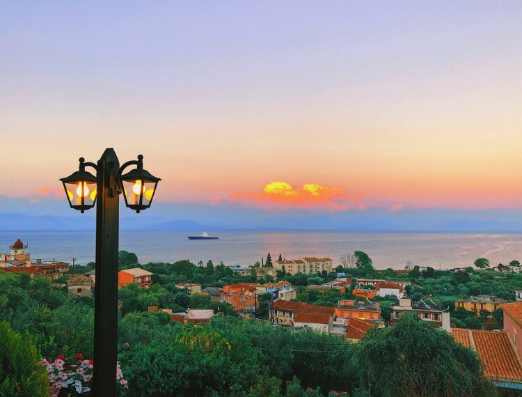 Moraitika餐馆和美食-Bella Vista Taverna