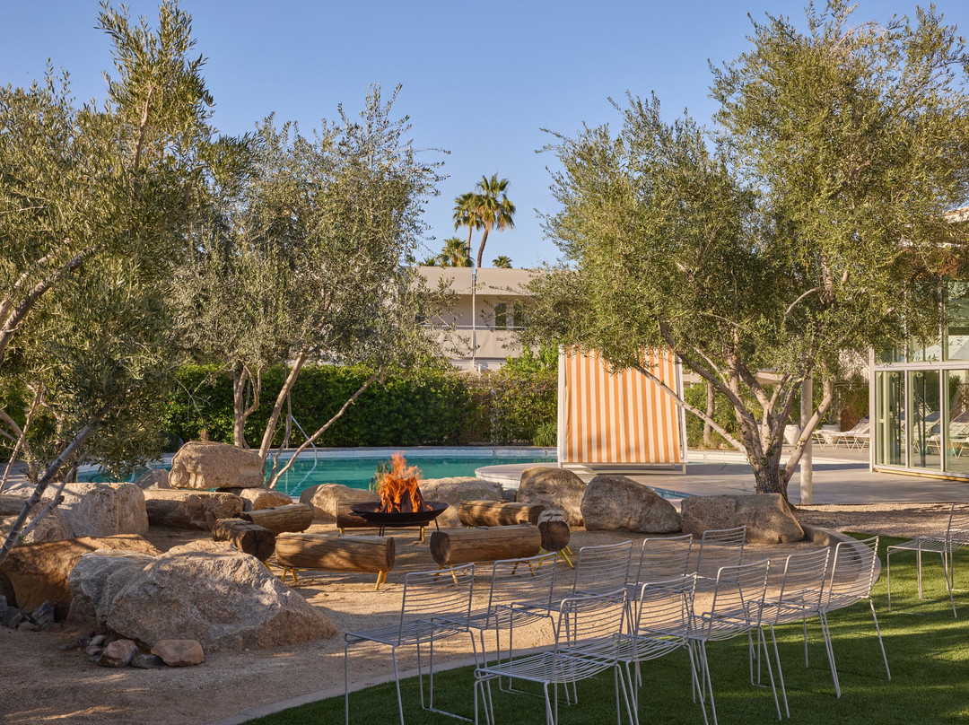 王牌酒店及游泳俱乐部主图