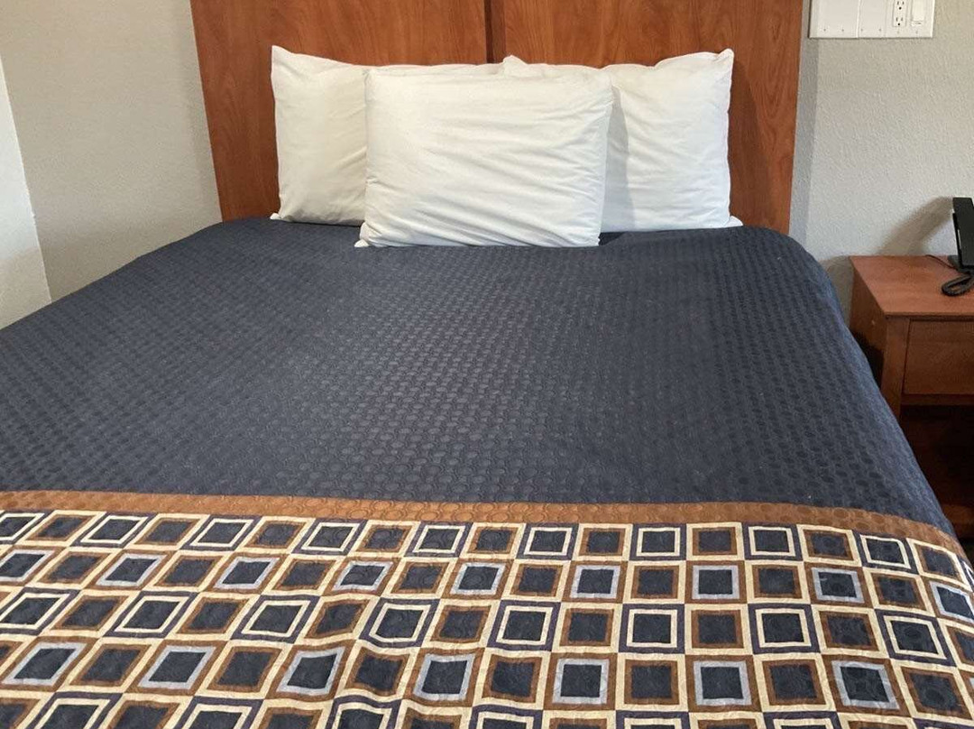 Motel 6 Putnam, CT主图