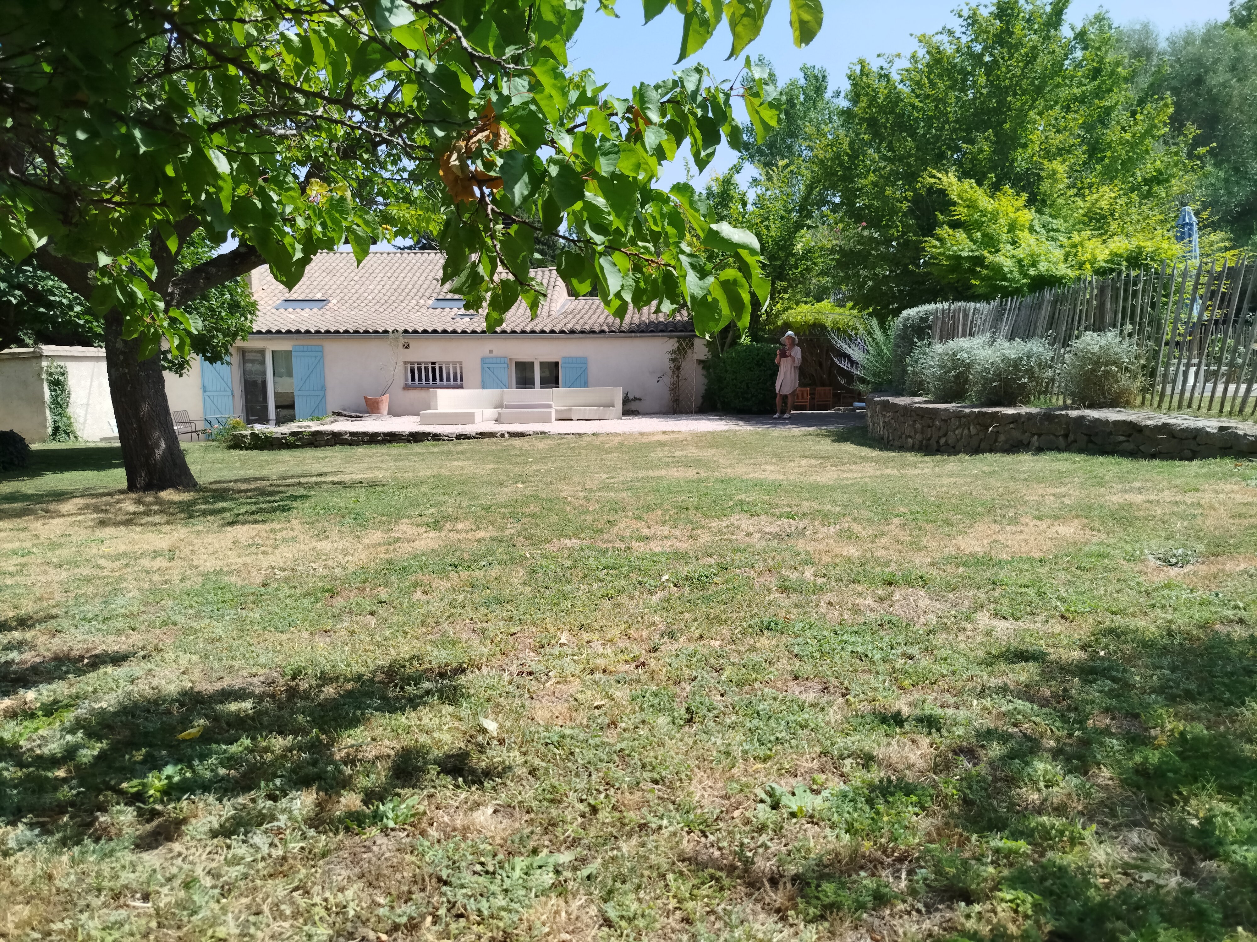 L'embellie En Provence-官方
