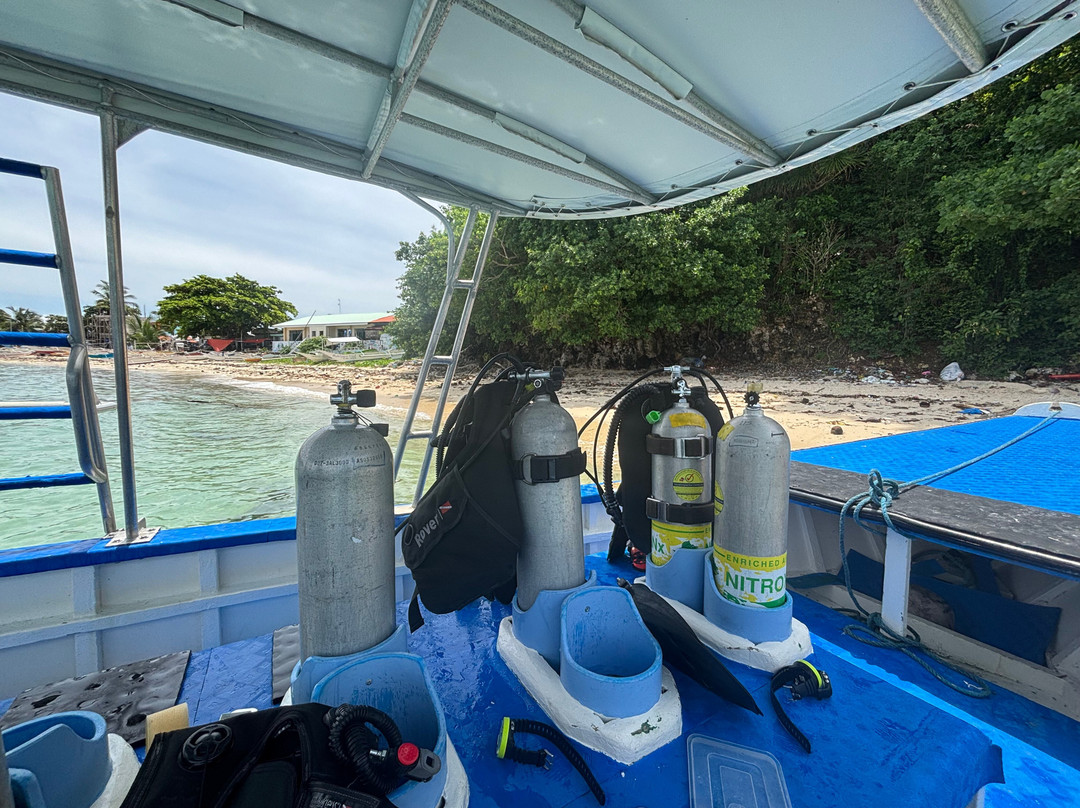 Sea Explorers Malapascua-妈妈拍丝瓜岛必去景点