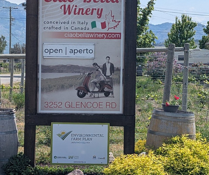 Roots & Vines Tour Co.-基洛纳必去景点