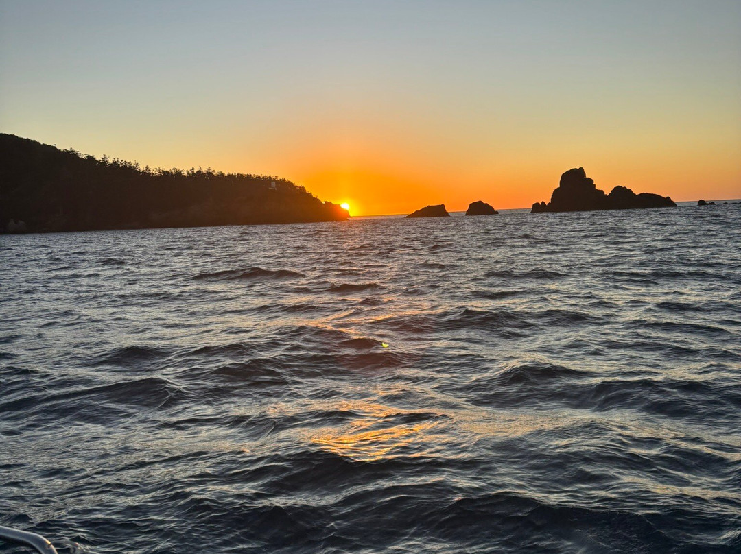 Whitsunday Getaways-艾尔利滩必去景点