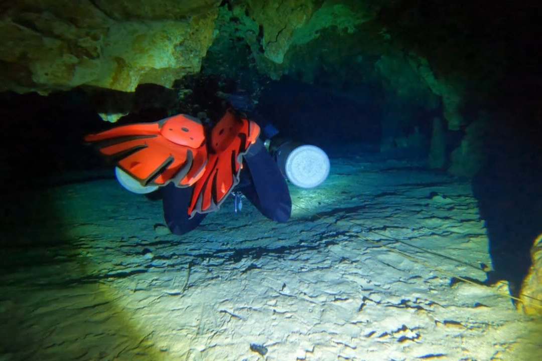 Infinity 2 Diving-图伦必去景点