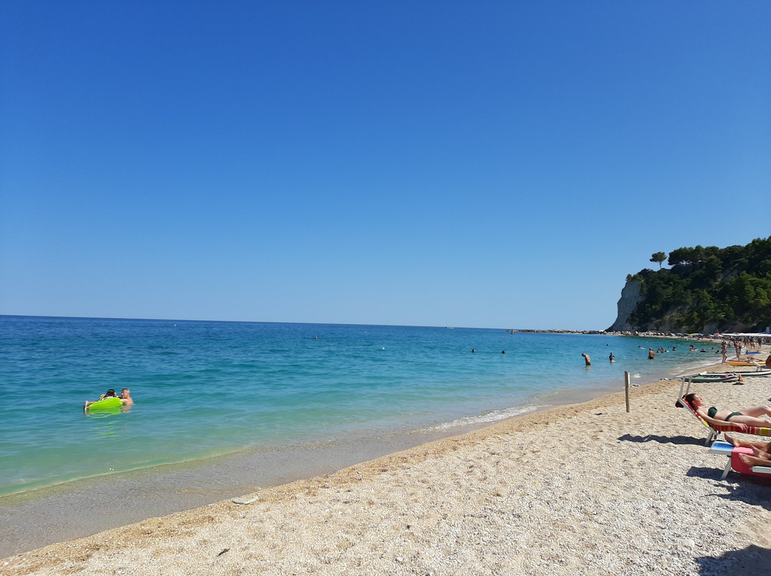 Spiaggia di San Michele-Sirolo必去景点
