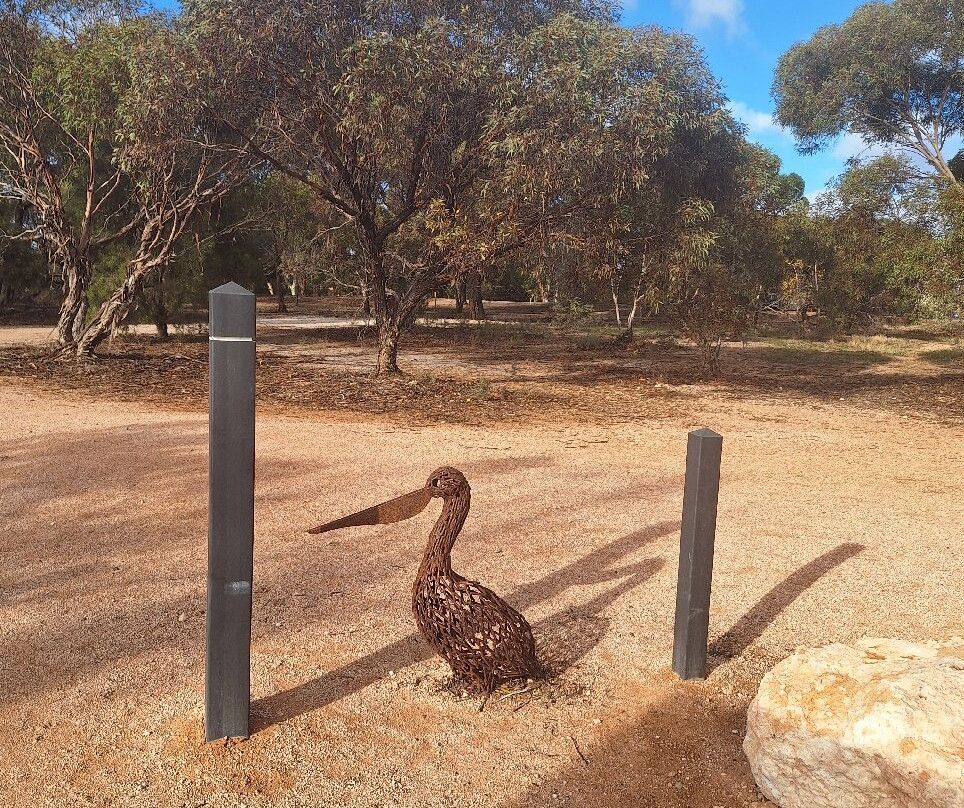 Rotary Centenary Cliff Top Walk Waikerie-Waikerie必去景点