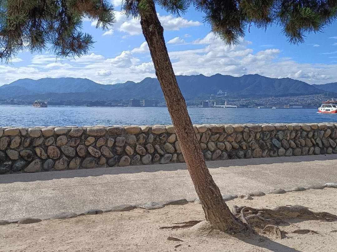 Monument of Nihon Sankei-廿日市市必去景点