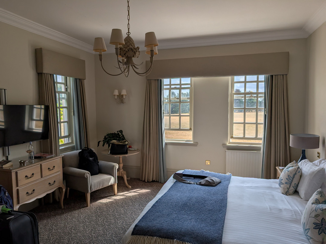 Brockencote Hall Hotel主图