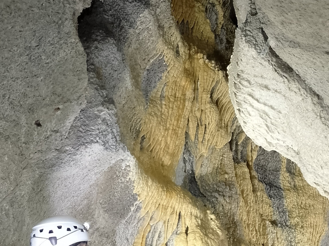 Grotte di Onferno-Gemmano必去景点