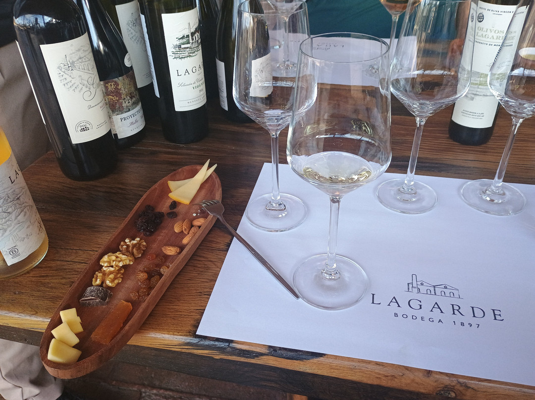 Bodega Lagarde-路冉得库约必去景点