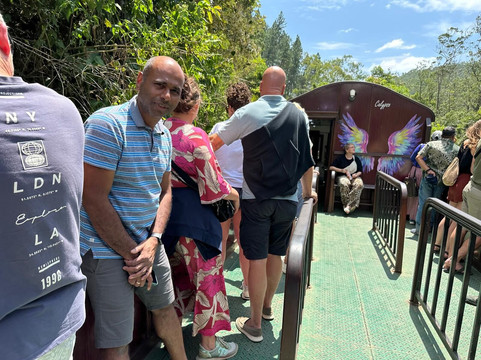 Azure Island Tours-伦敦必去景点