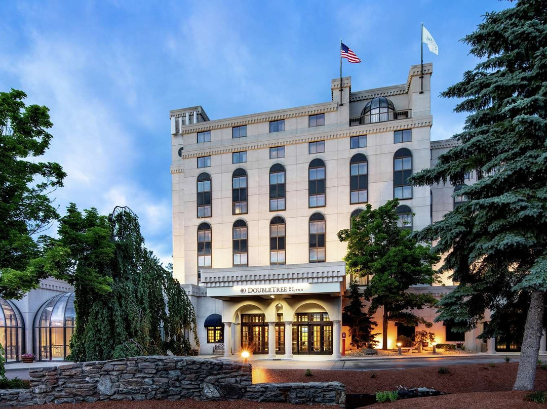 Hudson酒店住宿-纳舒厄皇冠假日酒店