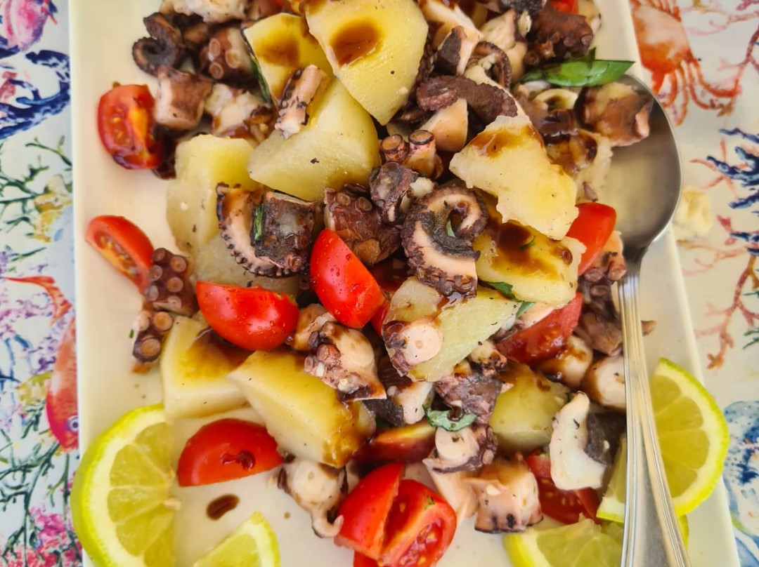 Pescaturismo K2-萨萨里省必去景点