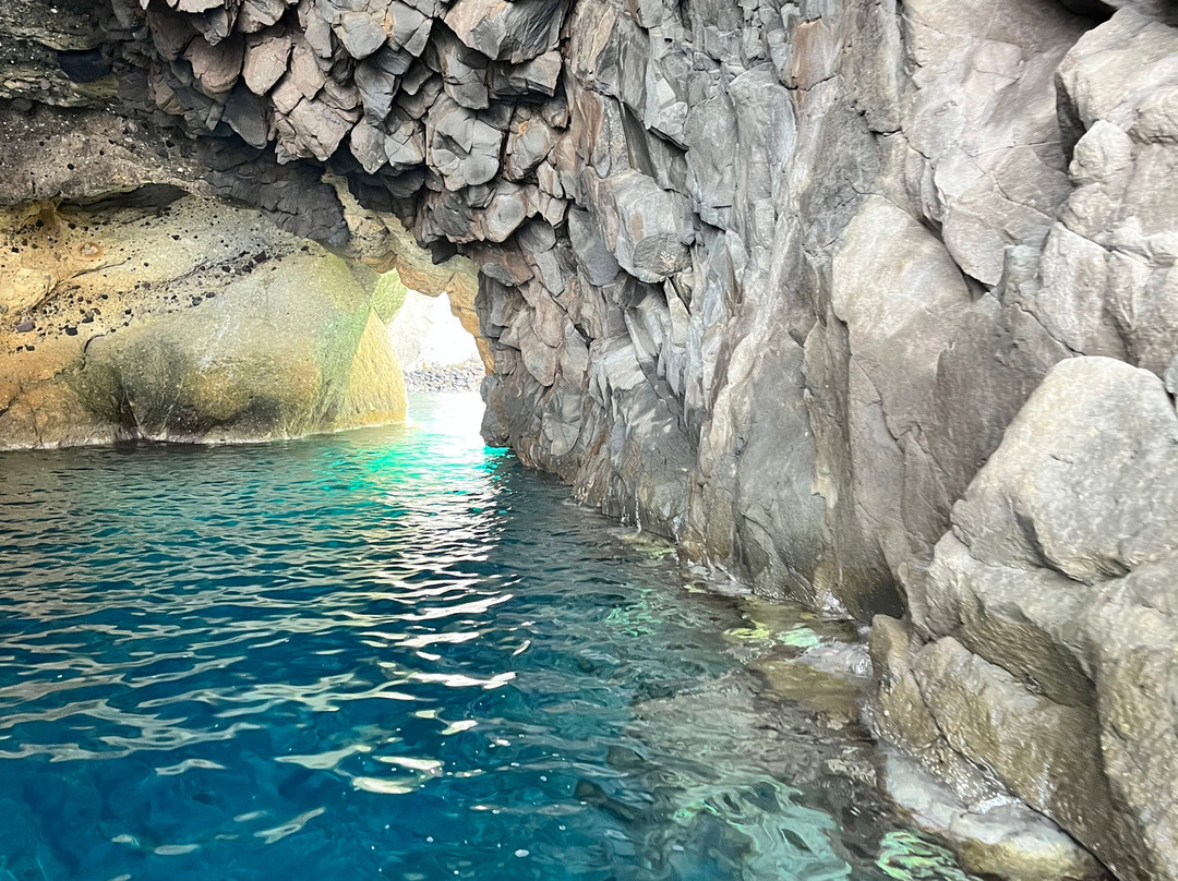 Oneiro Travel Agency-Adamas必去景点