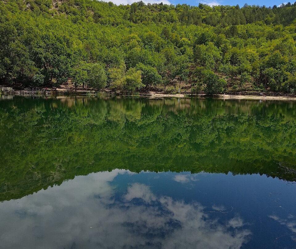 Lago Sinizzo-San Demetrio ne' Vestini必去景点