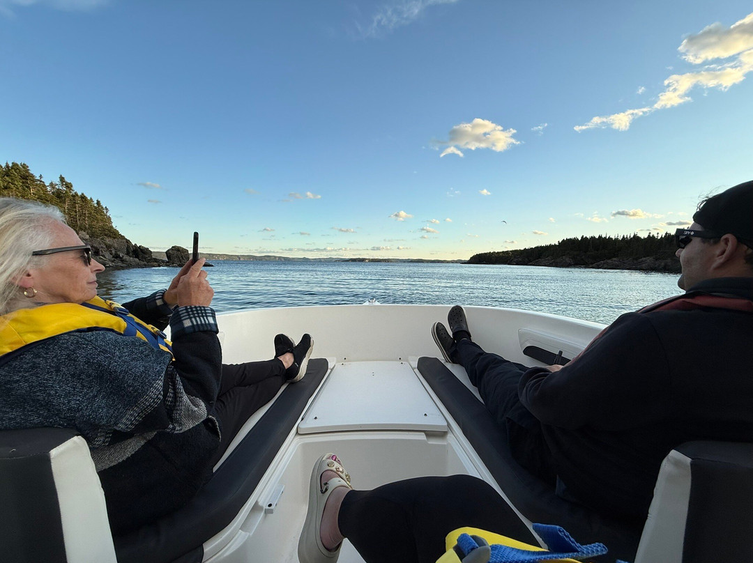 Clarey's Diving & Eco Boat Tours-Triton必去景点