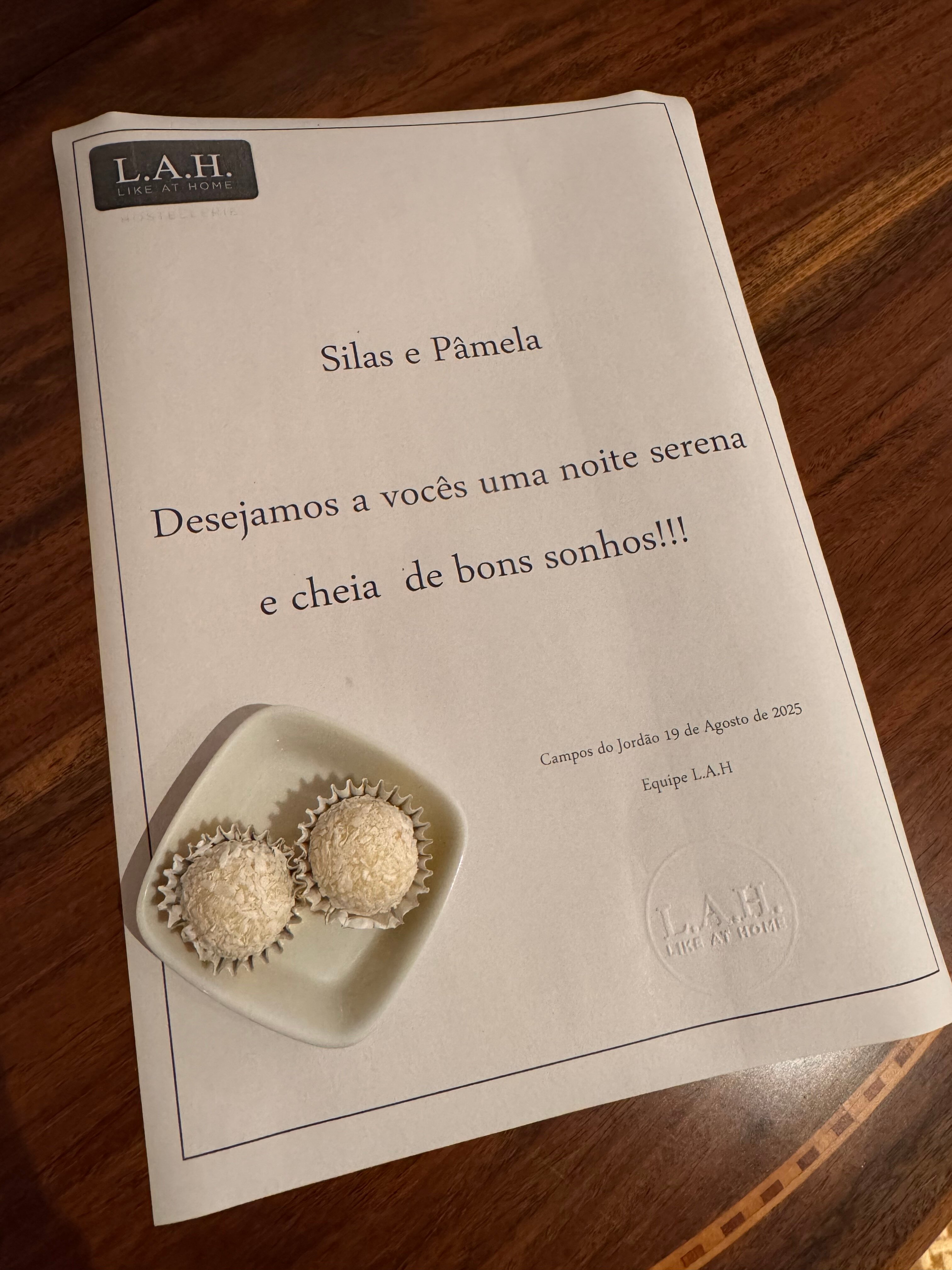 L.A.H. Hostellerie-官方