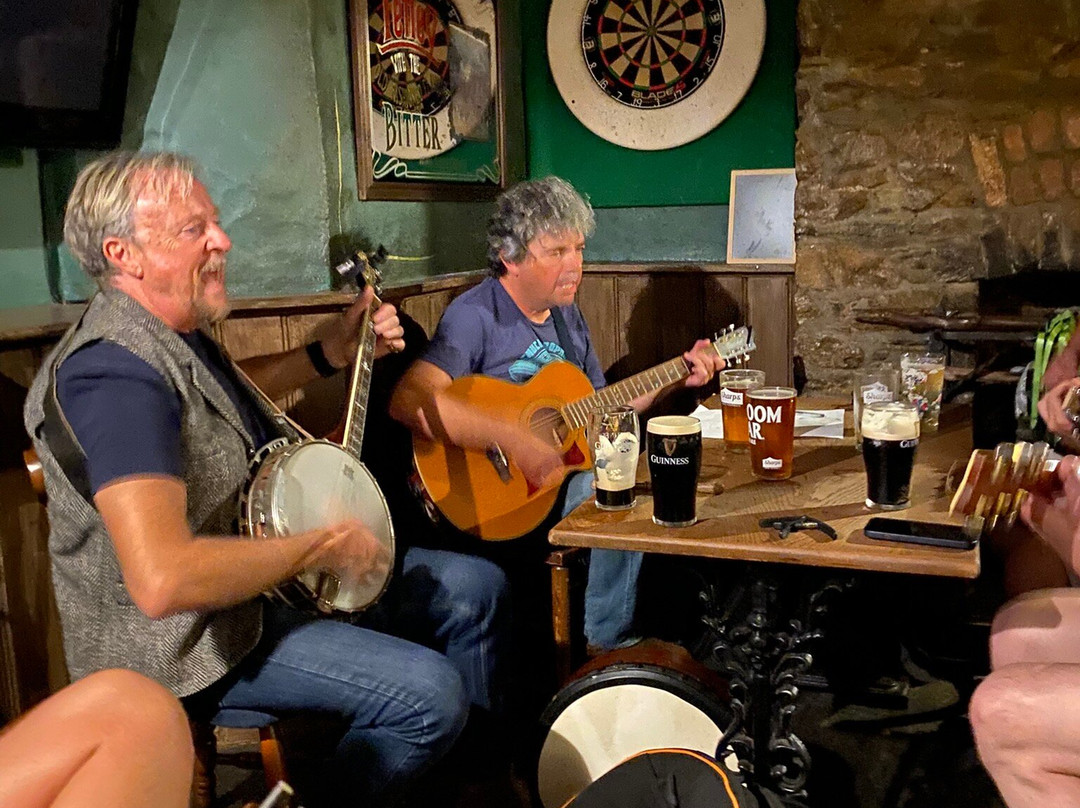 The Eliot Arms主图