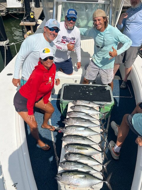 Blue Heaven Charter-伊斯拉摩拉达必去景点