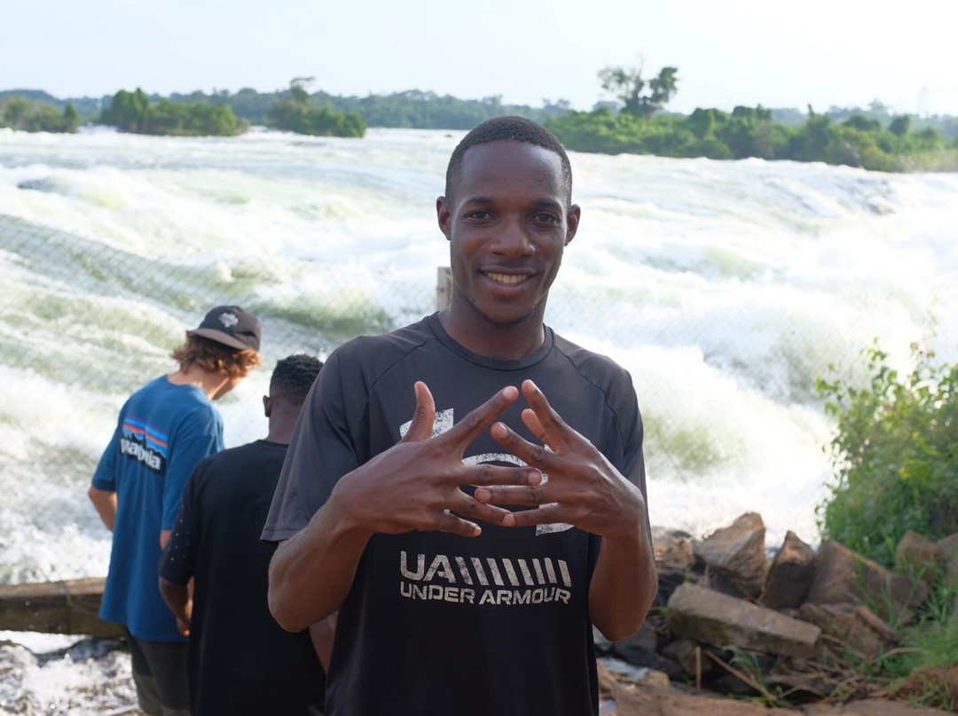Busowoko Waterfalls-金贾必去景点